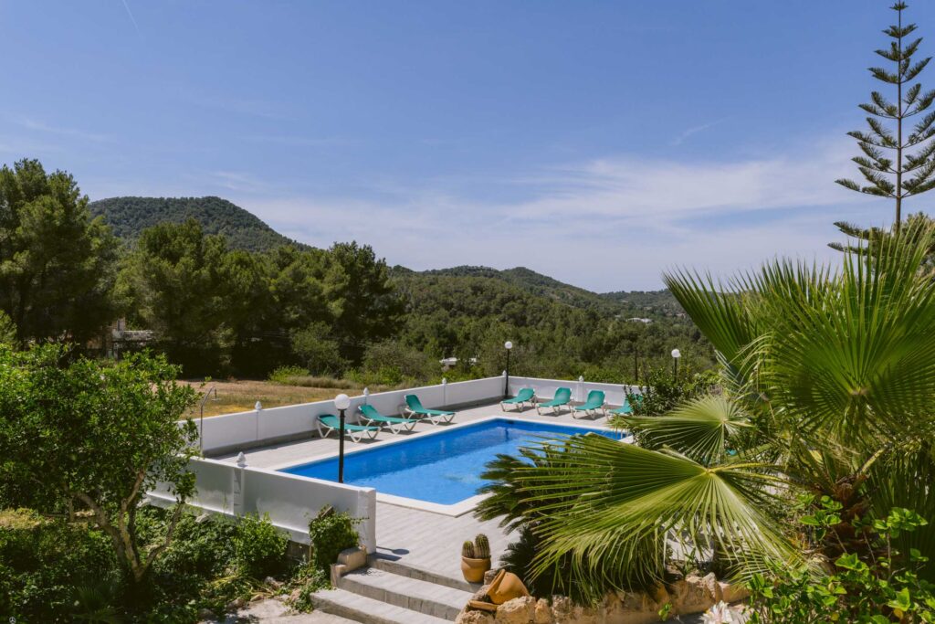 Ibiza-villas-2000-villa-Alexa-pool-and-garden